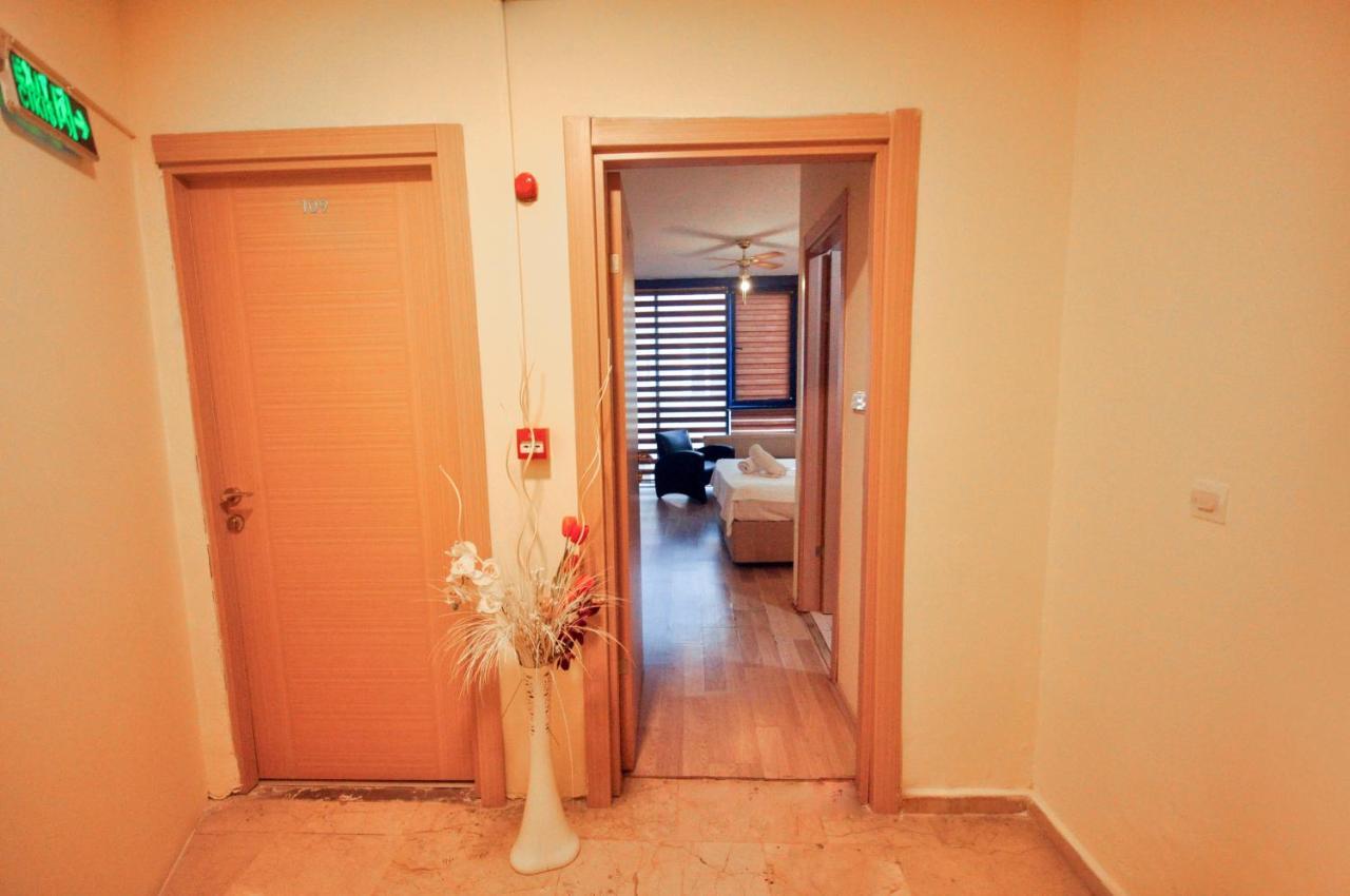 Blue Hotel อิสตันบูล ภายนอก รูปภาพ
