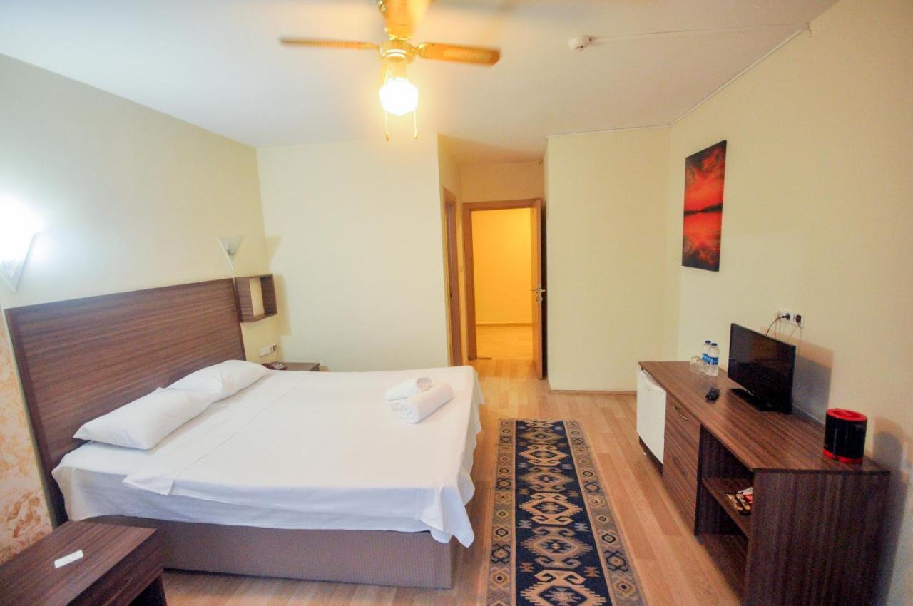 Blue Hotel อิสตันบูล ภายนอก รูปภาพ